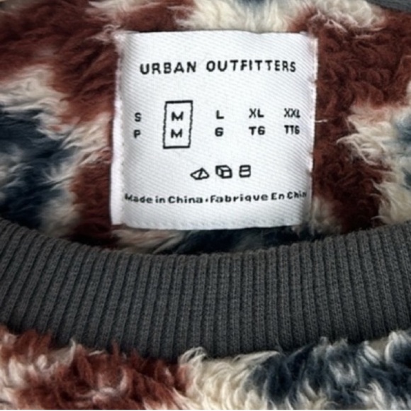 URBAN OUTFITTERS🔹Cozy Sherpa Fair Isle Crewneck Sweatshirt - Picture 13 of 16